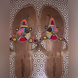 Sundance Laidback London flip flops size 42 (run small)
